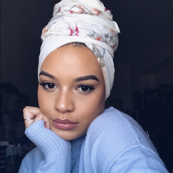 Meet your Posher, Diana - Picture 1 of 1